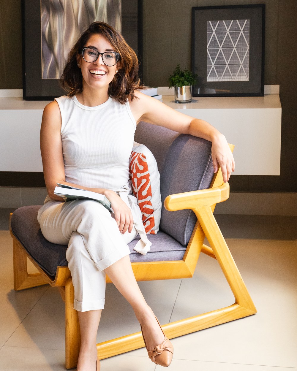 Dra. Ana Cláudia Fernandes